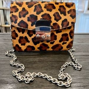 NIQUEA.D Leather Leopard Pony Hair Crossbody